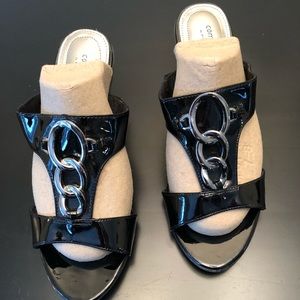 Worn once! Predictions patent leather heels